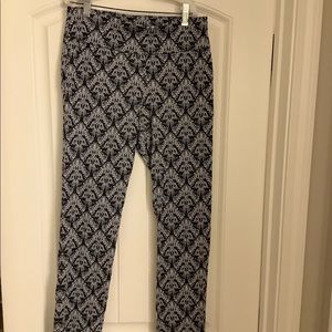 Stretch ankle pants size small